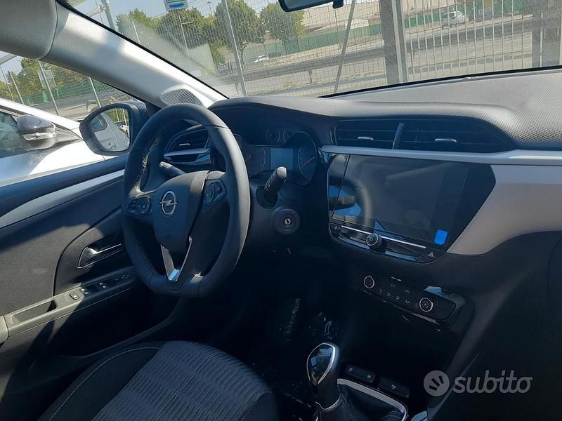 Usata Opel Corsa Edition 75 CV (55 kW) 2023 Grigio Utilitaria