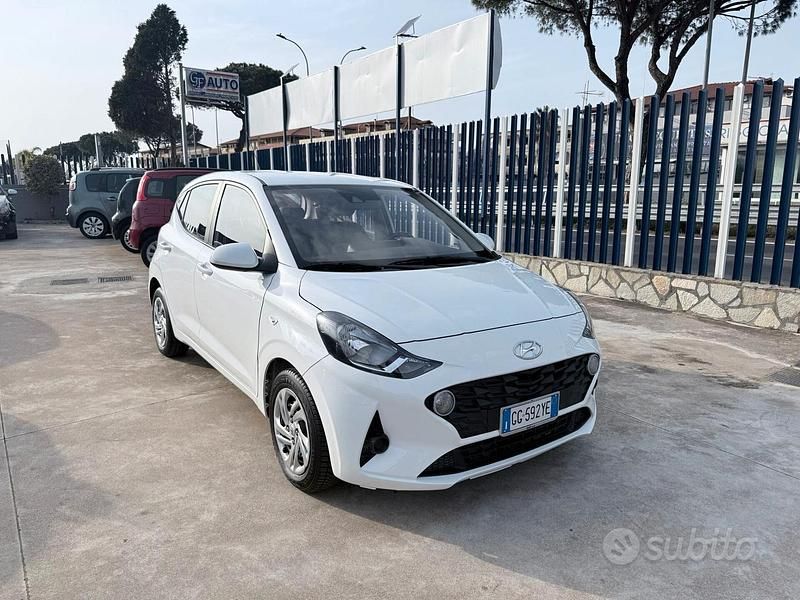 Usata Hyundai i10 Prime 67 CV (49 kW) 2022 Bianco Utilitaria