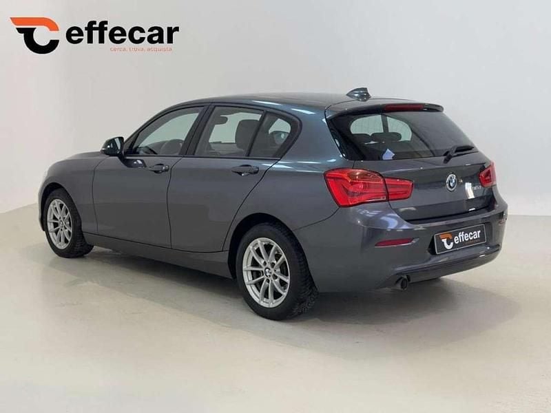Usata BMW 118 Sport Line 150 CV (110 kW) 2019 Grigio Utilitaria
