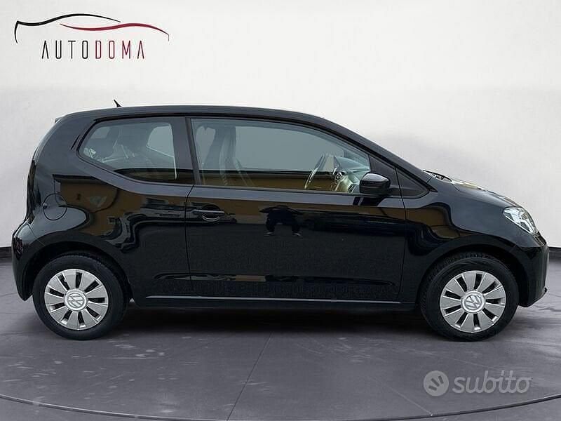 Usata VW up! Move 60 CV (44 kW) 2017 Nero Utilitaria