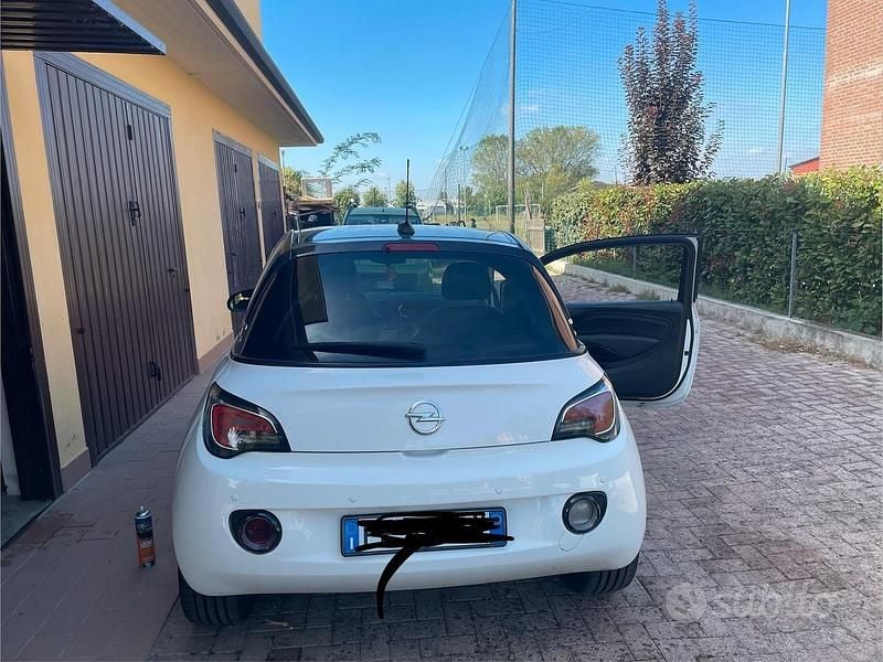 Usata Opel Adam 87 CV (63 kW) 2017 Bianco Utilitaria