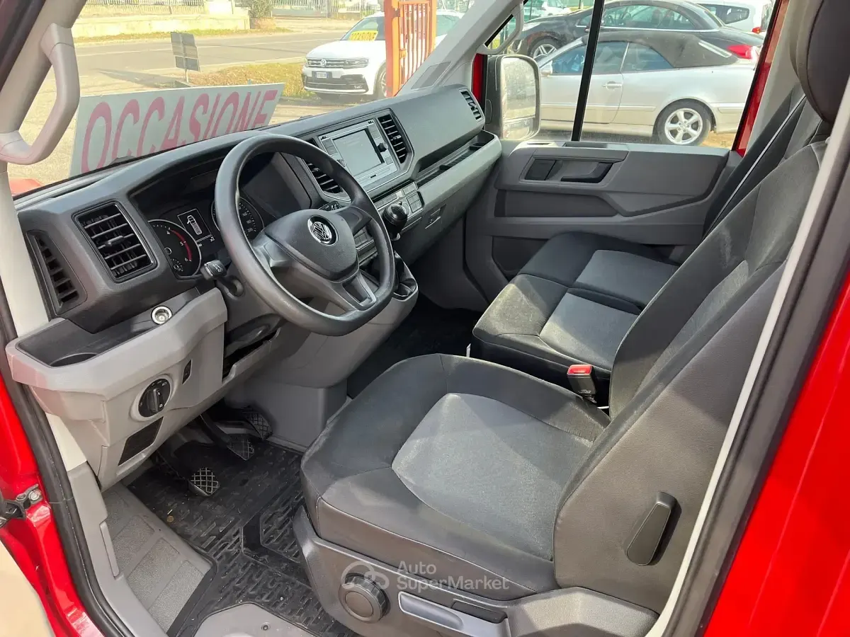 Käytetty VW Crafter 140 HP (102 kW) 2021 Punainen Van