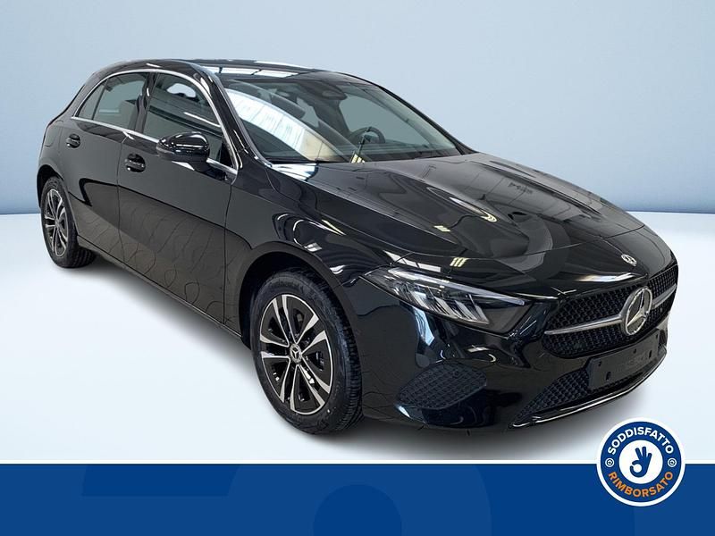 Usata Mercedes A250 Advanced 218 CV (160 kW) 2024 Nero metallizzato Berlina