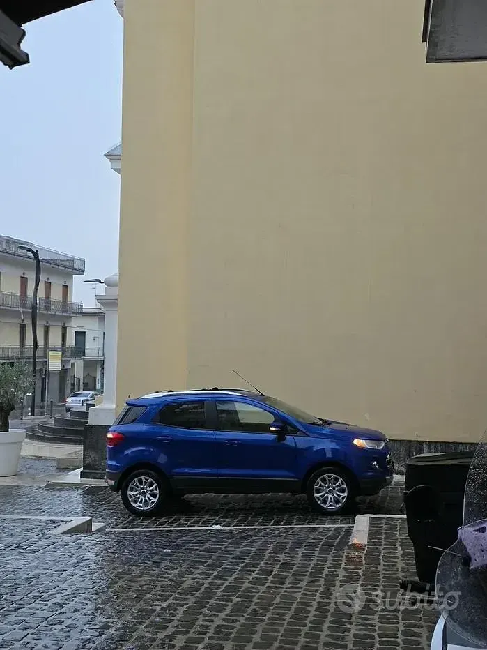 Usata Ford Ecosport 90 CV (66 kW) 2016 Bluazzurro SUV