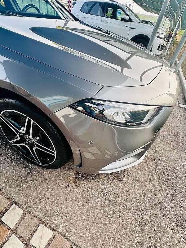 Usata Mercedes A250 Premium Plus 160 CV (117 kW) 2020 Grigio Berlina