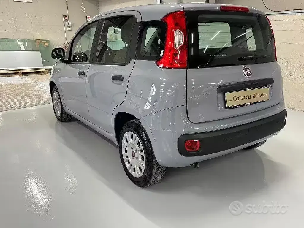 Usata Fiat Panda 69 CV (50 kW) 2022 Grigio Utilitaria