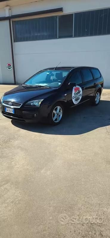 Usata Ford Focus 116 CV (85 kW) 2005 Blu Station wagon