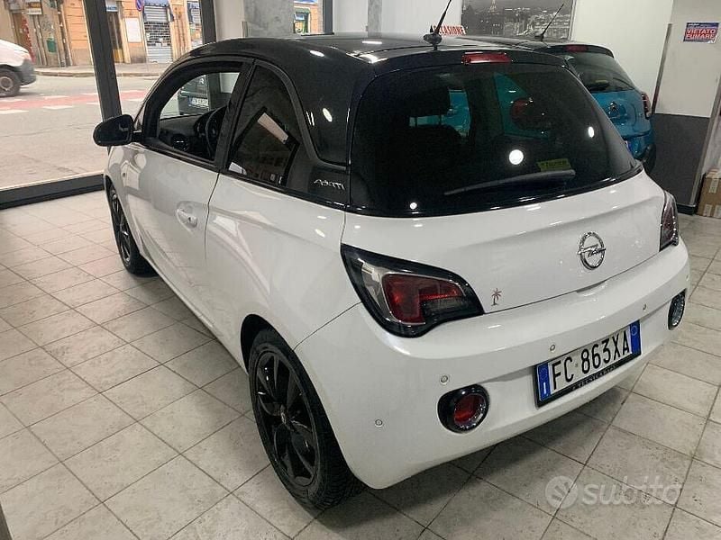 Usata Opel Adam Glam 87 CV (63 kW) 2016 Bianco Utilitaria
