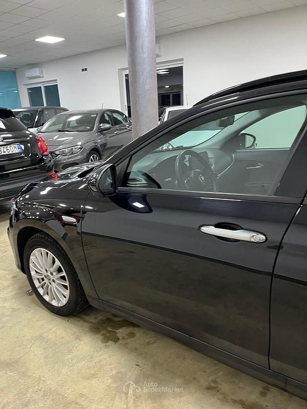 Usata Fiat Tipo 131 CV (96 kW) 2022 Blu Station wagon
