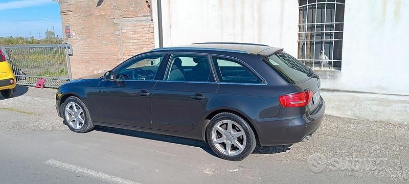 Usata Audi A4 Ambiente 170 CV (125 kW) 2009 Grigio Station wagon