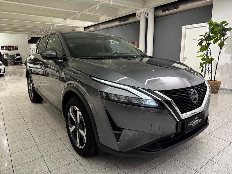 Usata Nissan Qashqai N-Connecta 158 CV (116 kW) 2024 Grigio metallizzato SUV
