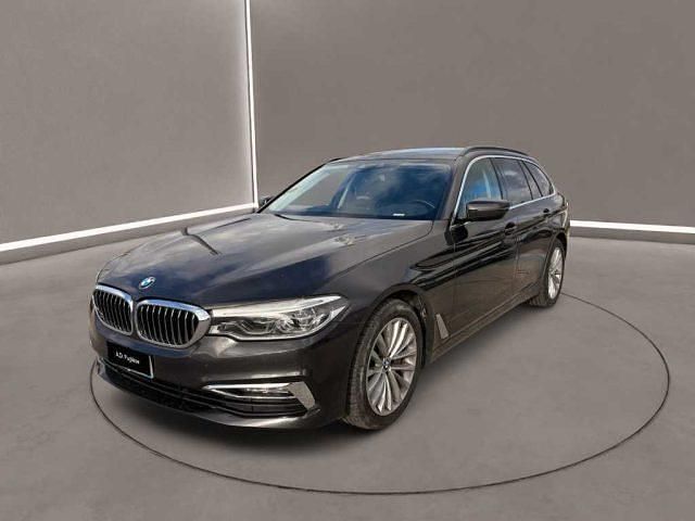Usata BMW 525 Luxury Line 231 CV (169 kW) 2019 Nero Station wagon
