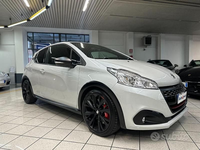 Bianco Usata 2018 Peugeot 208 GTi by Peugeot Sport Due volumi | 17.990 € (Molto cara) - Immagine 1/4