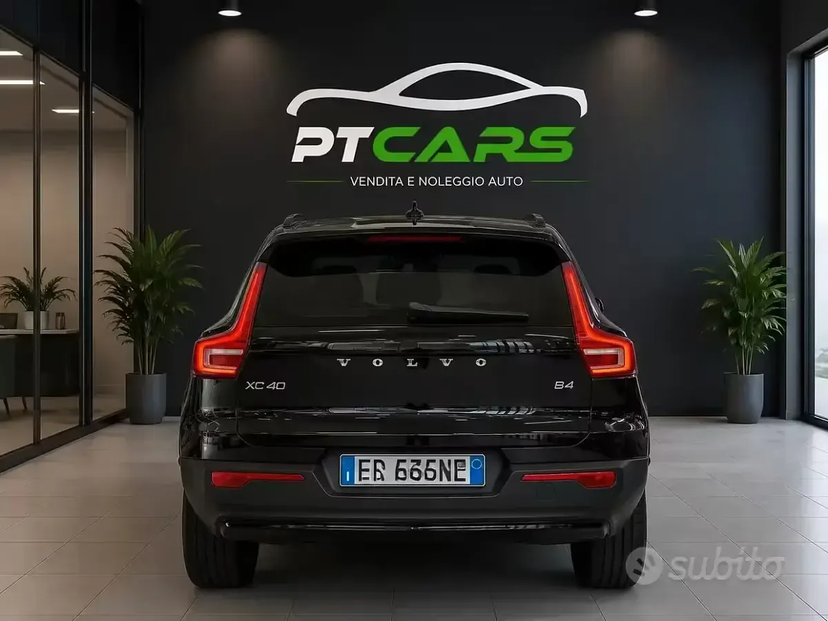 Usata Volvo XC40 Inscription 150 CV (110 kW) 2018 Nero SUV