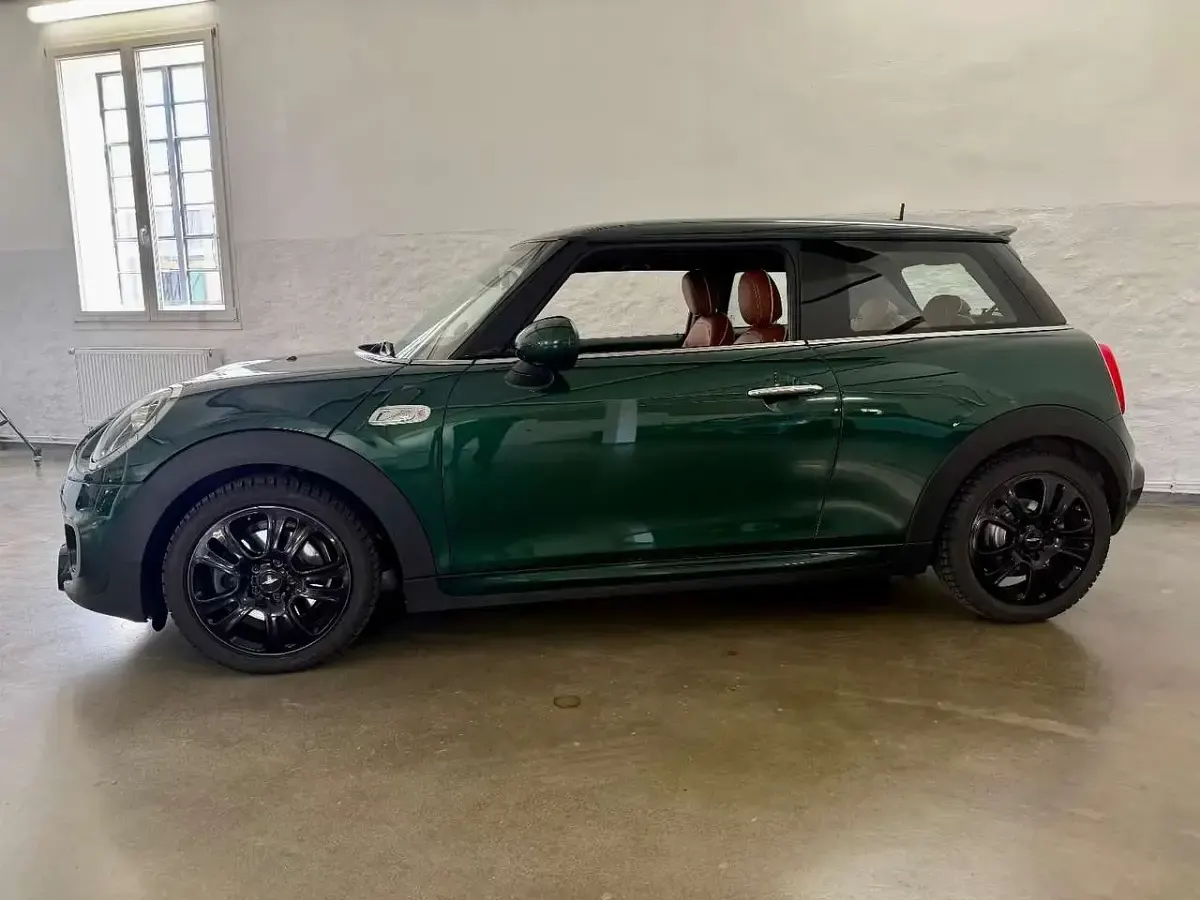 Usata Mini John Cooper Works 192 CV (141 kW) 2018 British racing green ii m Utilitaria
