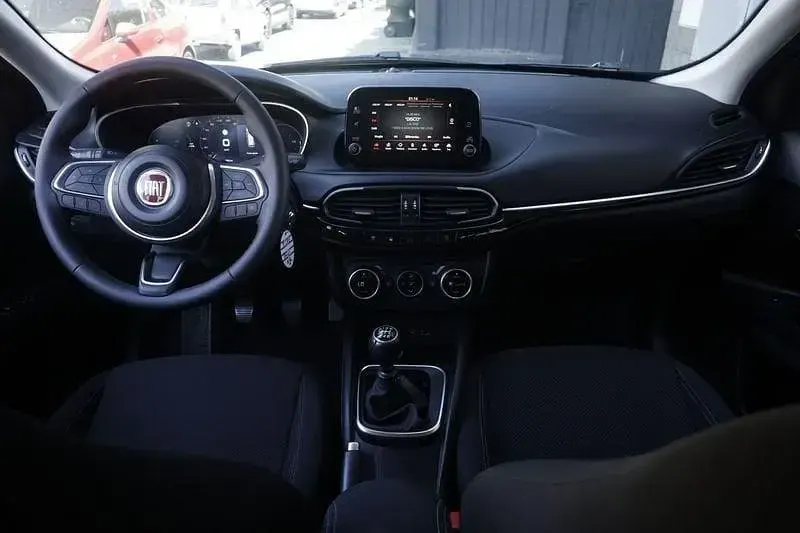Usata Fiat Tipo Sport 131 CV (96 kW) 2021 Blu Station wagon