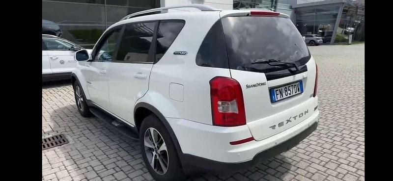 Usata Ssangyong (KGM) Rexton 177 CV (130 kW) 2018 Bianco SUV