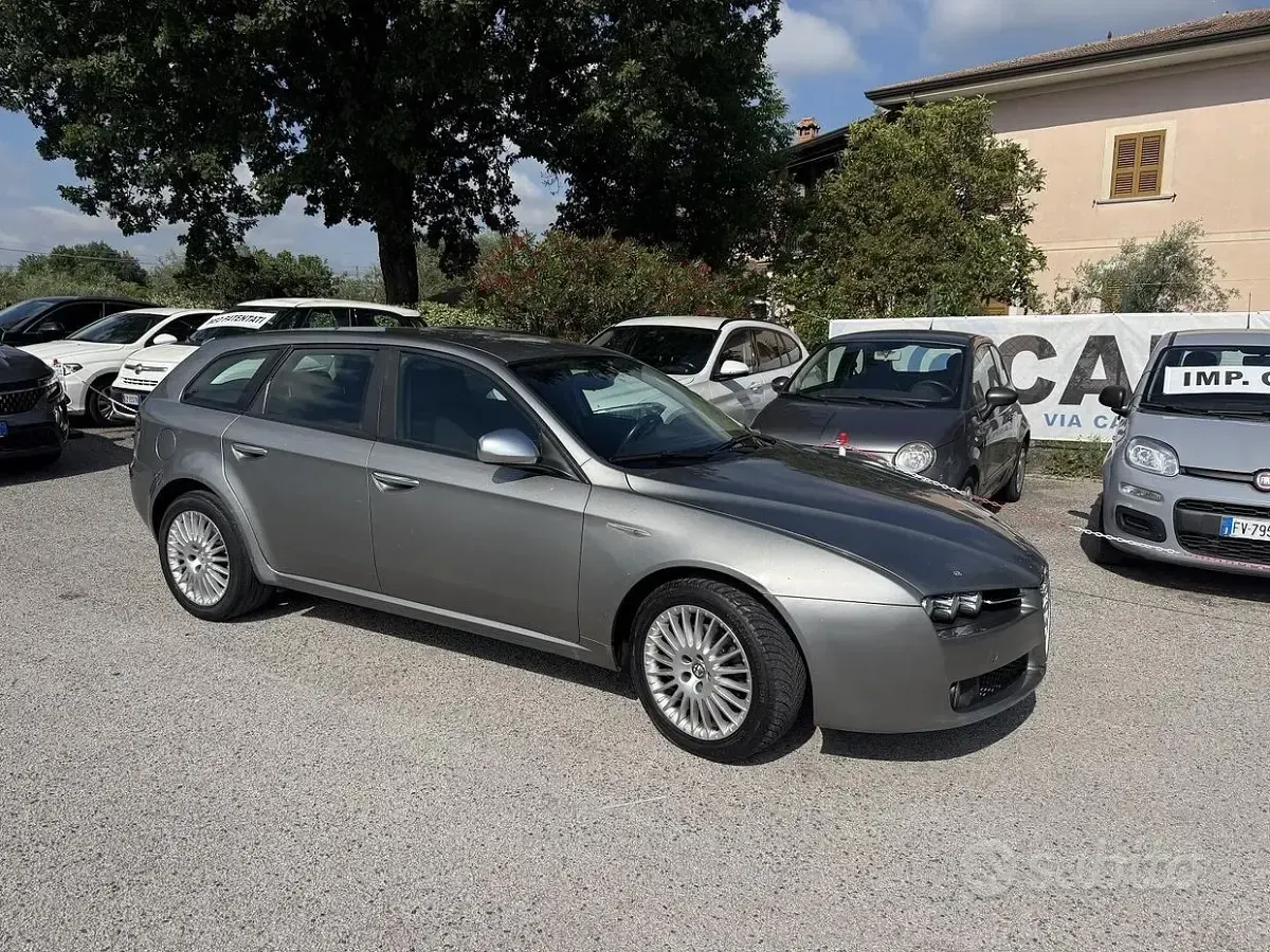 Usata Alfa Romeo 159 Exclusive 150 CV (110 kW) 2006 Grigio Station wagon