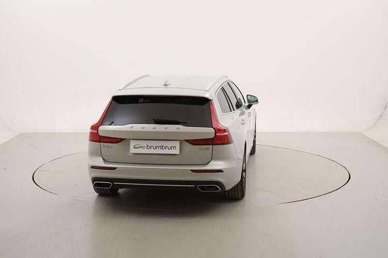 Usata Volvo V60 Inscription 190 CV (139 kW) 2020 Argento Station wagon
