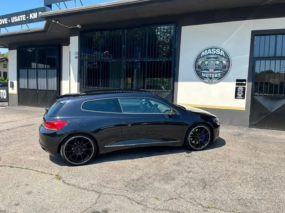 Usata VW Scirocco 200 CV (147 kW) 2009 Nero Coupé