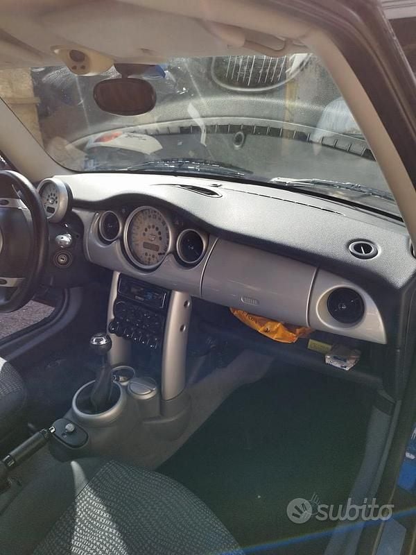 Usata Mini ONE 2003 Utilitaria
