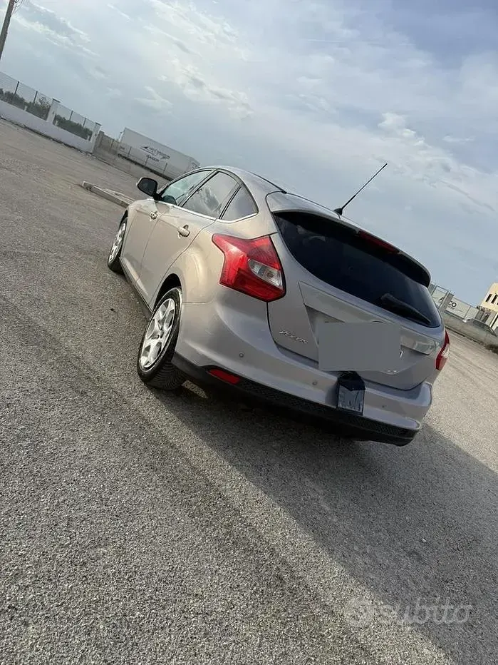 Usata Ford Focus 115 CV (84 kW) 2011 Berlina