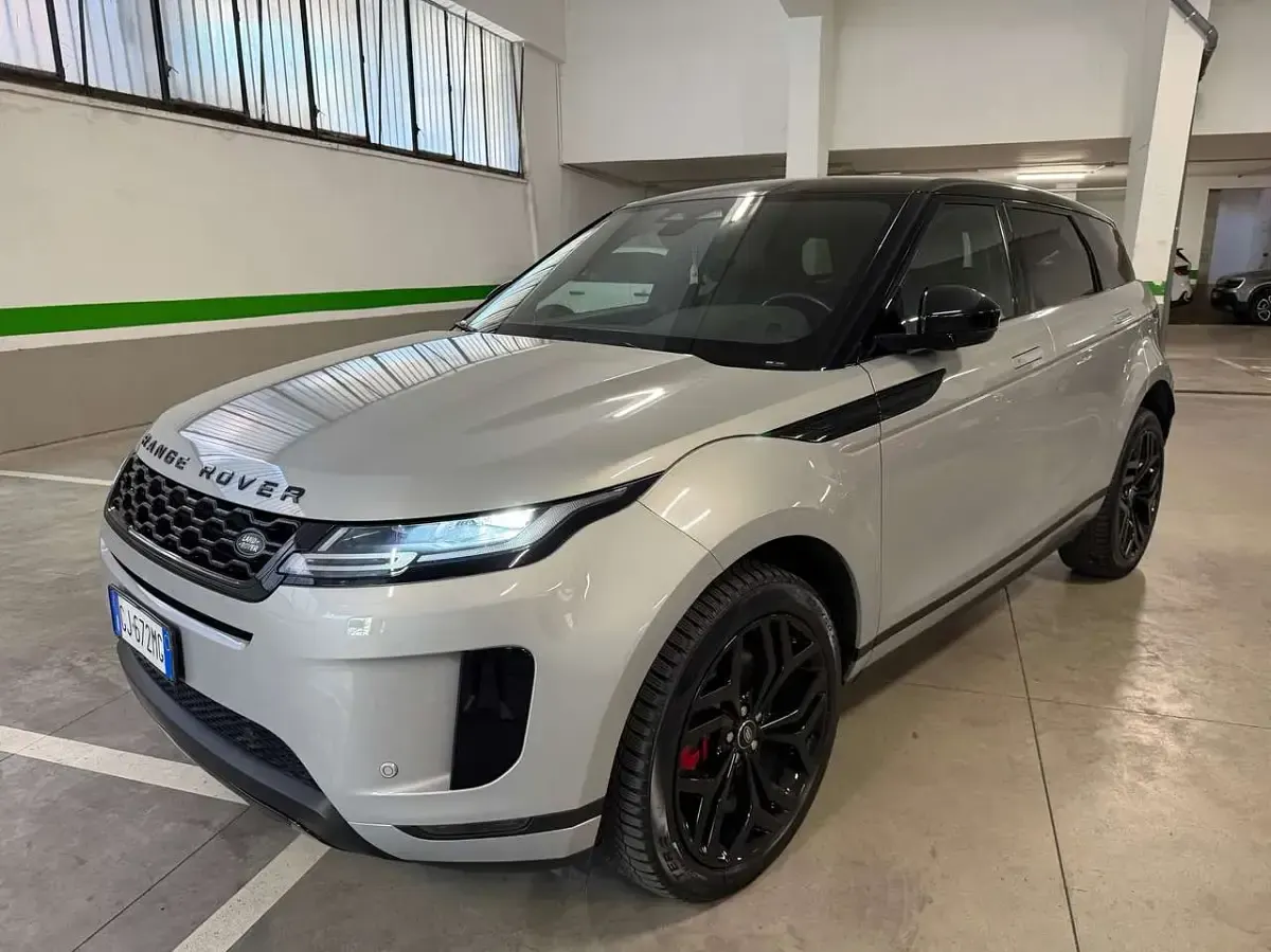 Usata Land Rover Range Rover evoque SE 163 CV (119 kW) 2022 Argento SUV