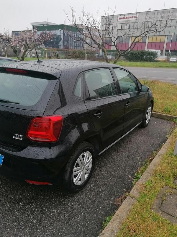 Usata VW Polo Comfortline 90 CV (66 kW) 2017 Nero Berlina