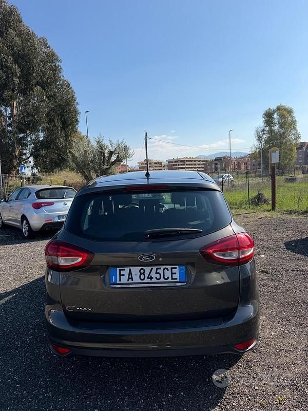 Usata Ford C-MAX Business Edition 95 CV (69 kW) 2015 Grigio Monovolume