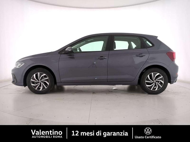 Usata VW Polo Life 95 CV (69 kW) 2023 Grigio Utilitaria