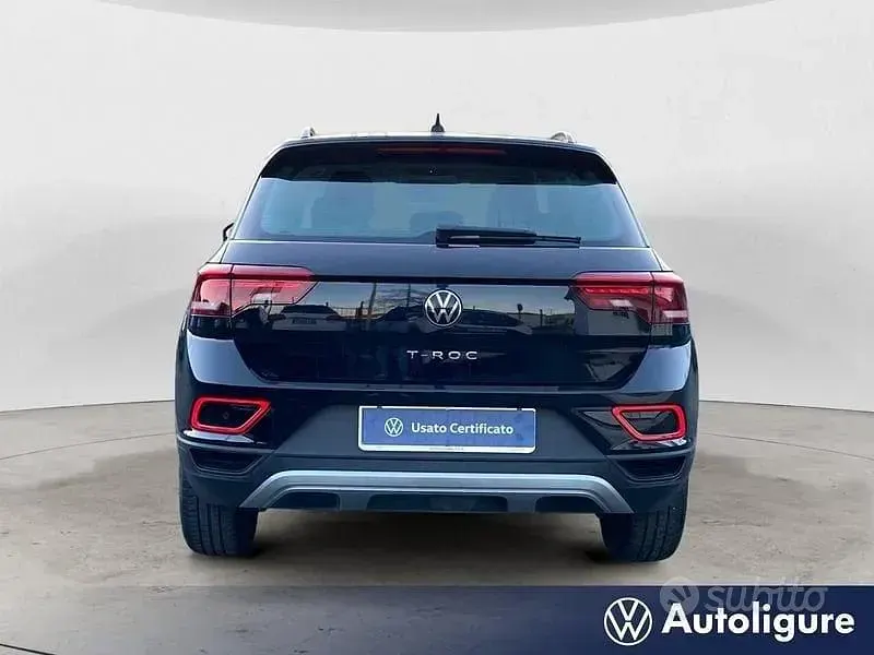 Usata VW T-Roc Life 150 CV (110 kW) 2025 Nero SUV
