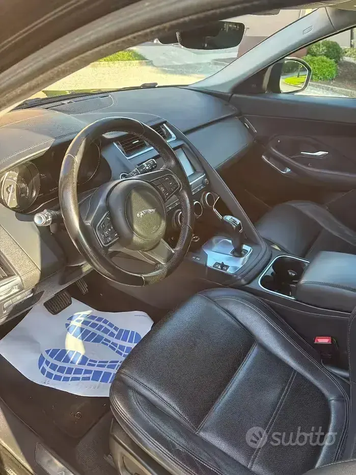 Usata Jaguar E-Pace 150 CV (110 kW) 2019 Nero SUV