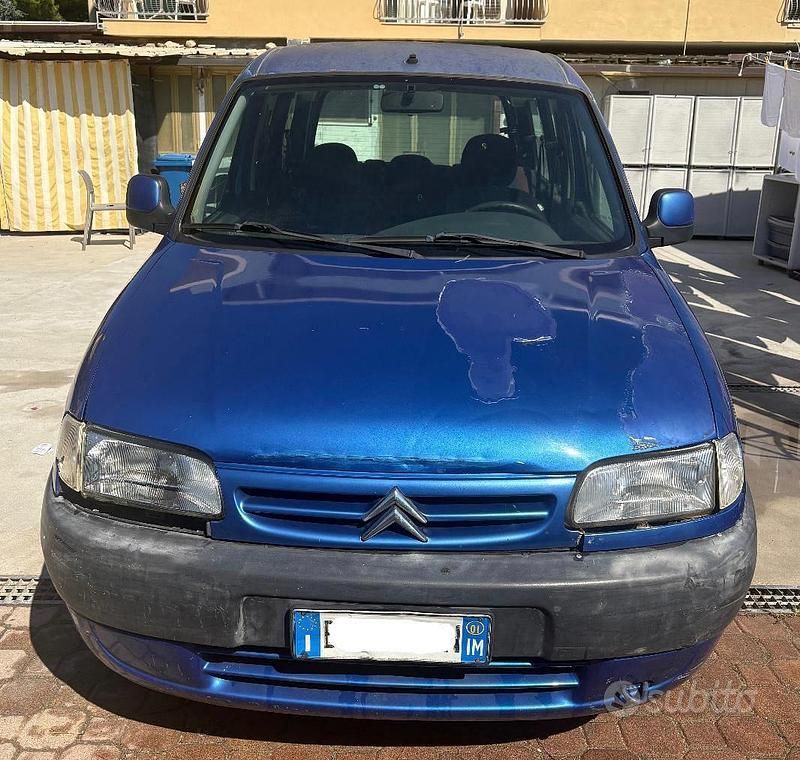 Usata Citroën Berlingo 75 CV (55 kW) 2001 Blu Monovolume
