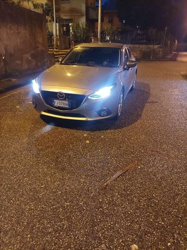 Usata Mazda 3 Exceed 105 CV (77 kW) 2017 Berlina