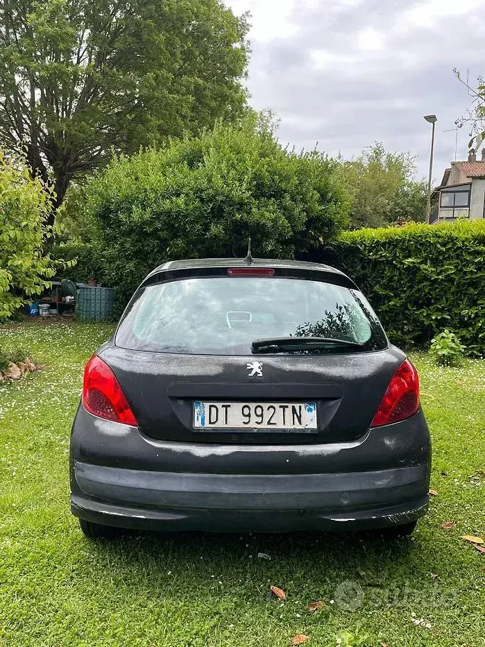 Occasion Peugeot 207 73 PK (53 kW) 2009 Sedan