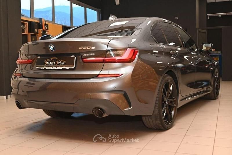 Usata BMW M3 M Sport 292 CV (214 kW) 2022 Gray Berlina
