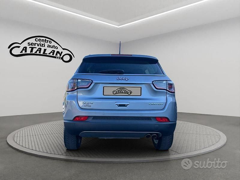 Usata Jeep Compass Limited 140 CV (102 kW) 2017 Grigio SUV