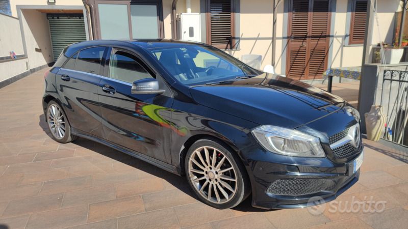 Nero Usata 2015 Mercedes A200 Tre volumi | 13.750 € (Buon prezzo) - Immagine 1/4