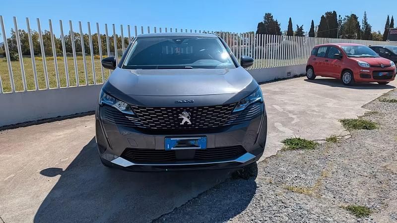 Usata Peugeot 3008 Allure 130 CV (95 kW) 2022 Grigio SUV
