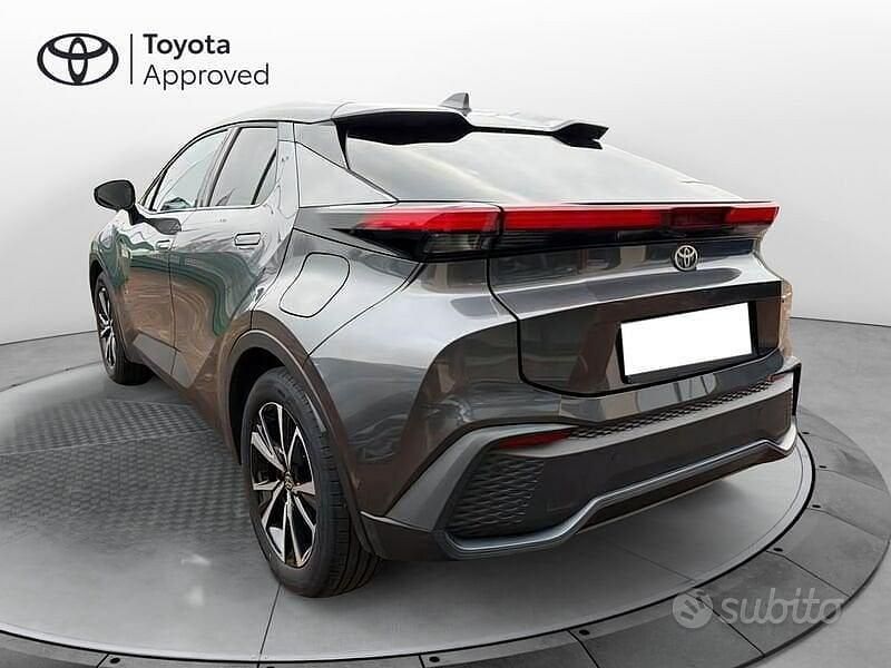 Usata Toyota C-HR Trend 223 CV (164 kW) 2025 Grigio SUV