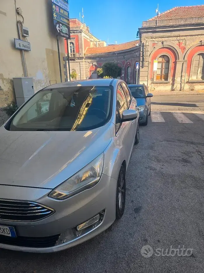 Usata Ford C-MAX 120 CV (88 kW) 2016 Grigio Monovolume