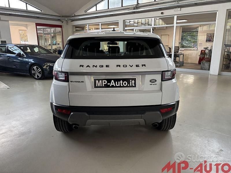 Usata Land Rover Range Rover evoque 150 CV (110 kW) 2016 Bianco SUV