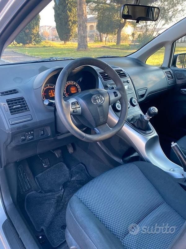 Usata Toyota Auris 2010 Berlina