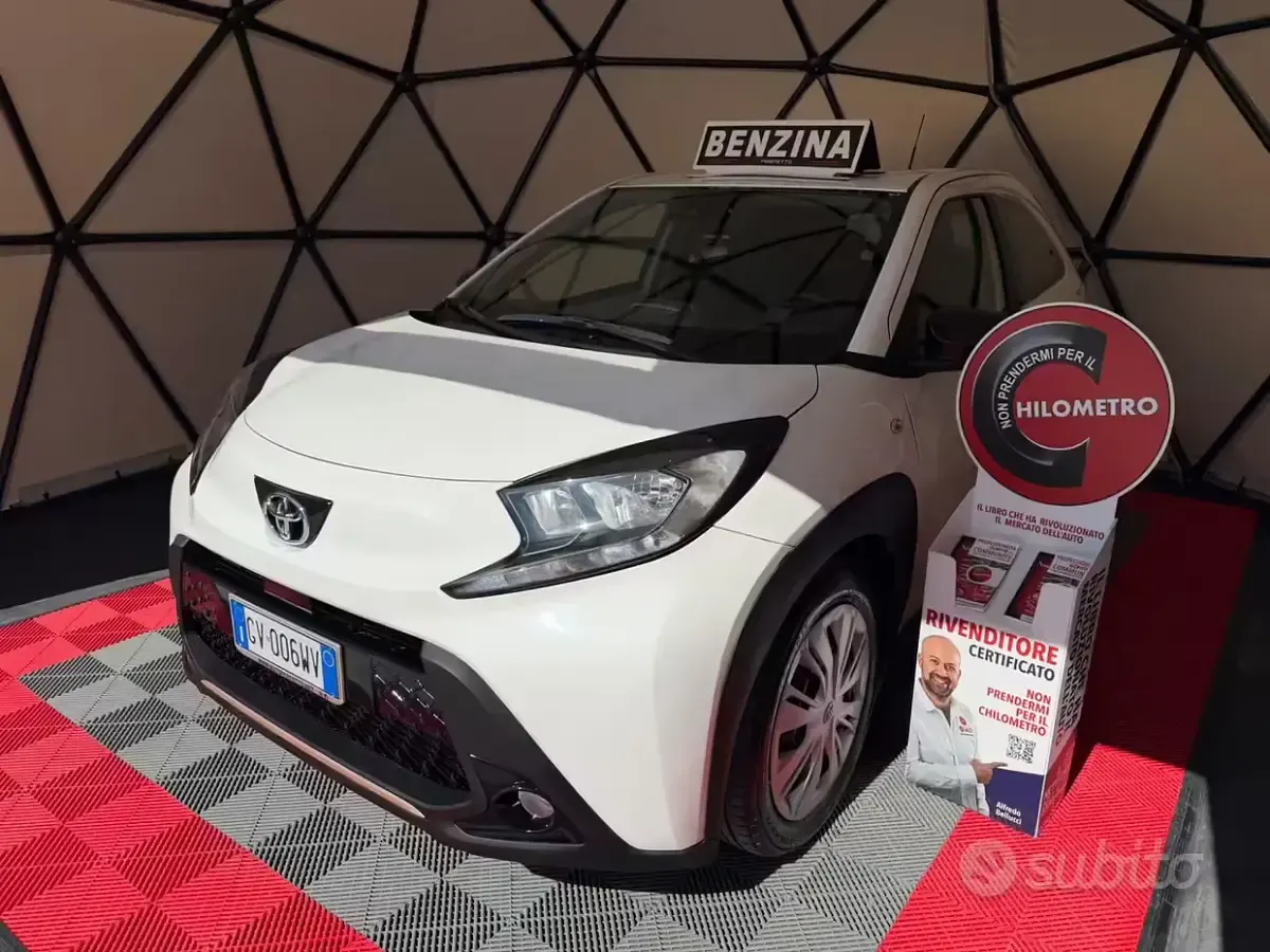 Usata Toyota Aygo X Active 72 CV (52 kW) 2024 Bianco SUV
