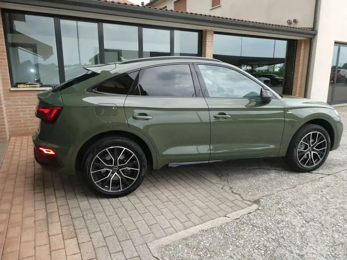 Usata Audi Q5 Sportback Ambiente 204 CV (150 kW) 2025 District green SUV