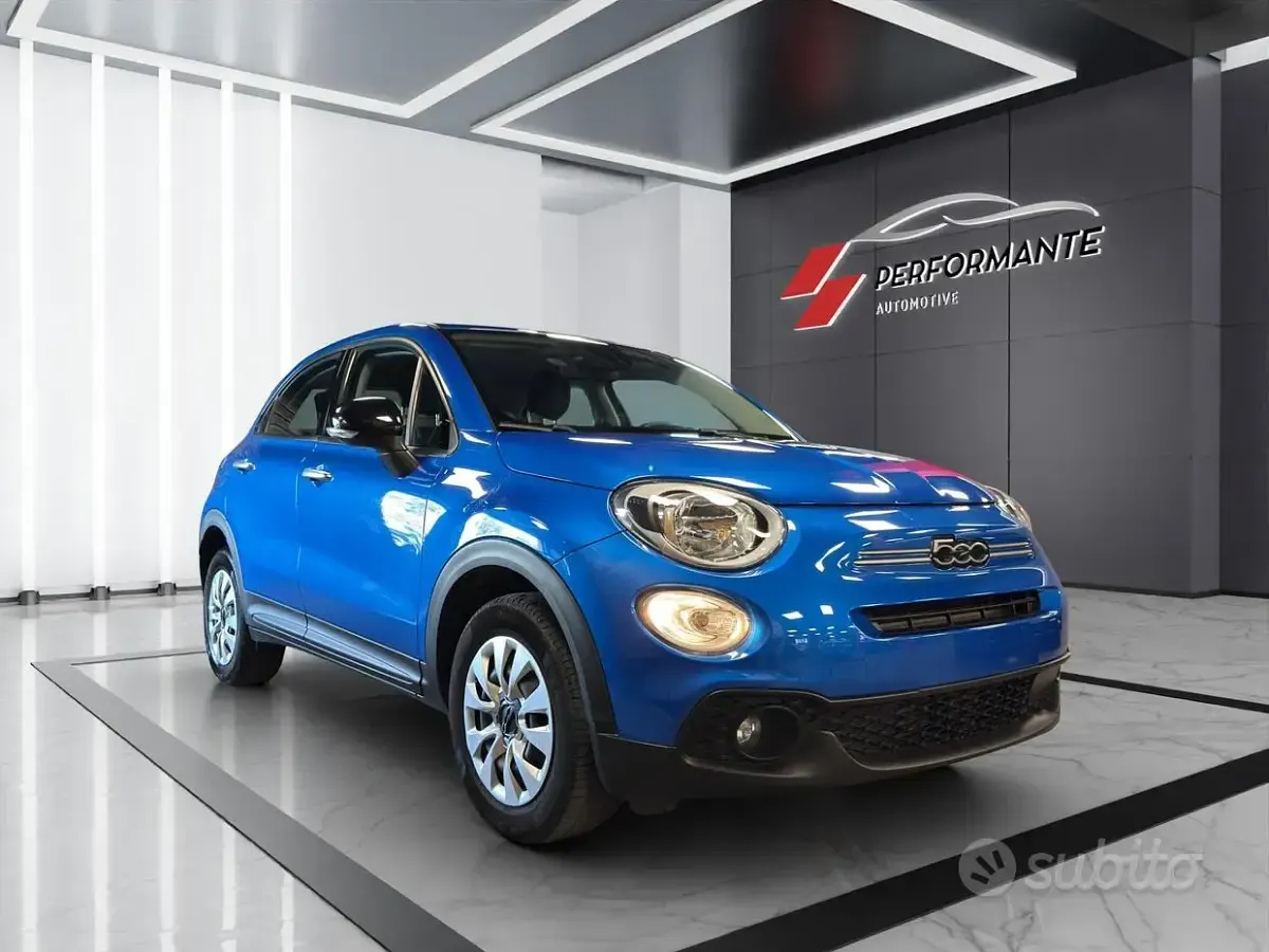 Usata Fiat 500 Club 95 CV (69 kW) 2023 Bluazzurro SUV