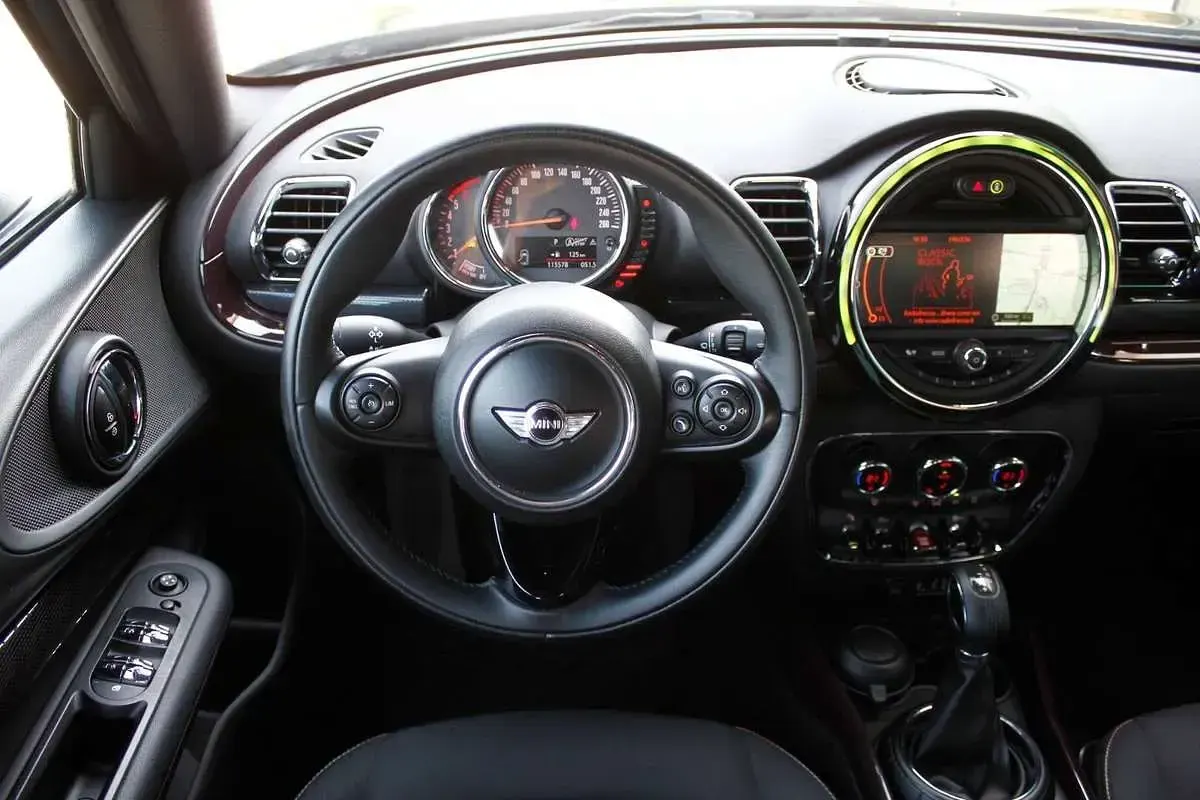 Usata Mini Cooper D Clubman 150 CV (110 kW) 2016 Marrone Station wagon