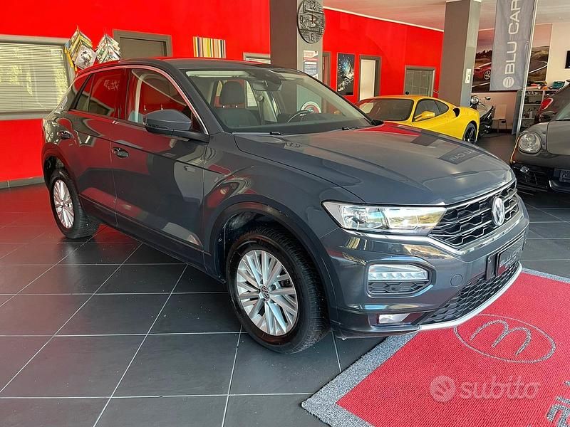 Usata VW T-Roc Style 116 CV (85 kW) 2019 Grigio SUV