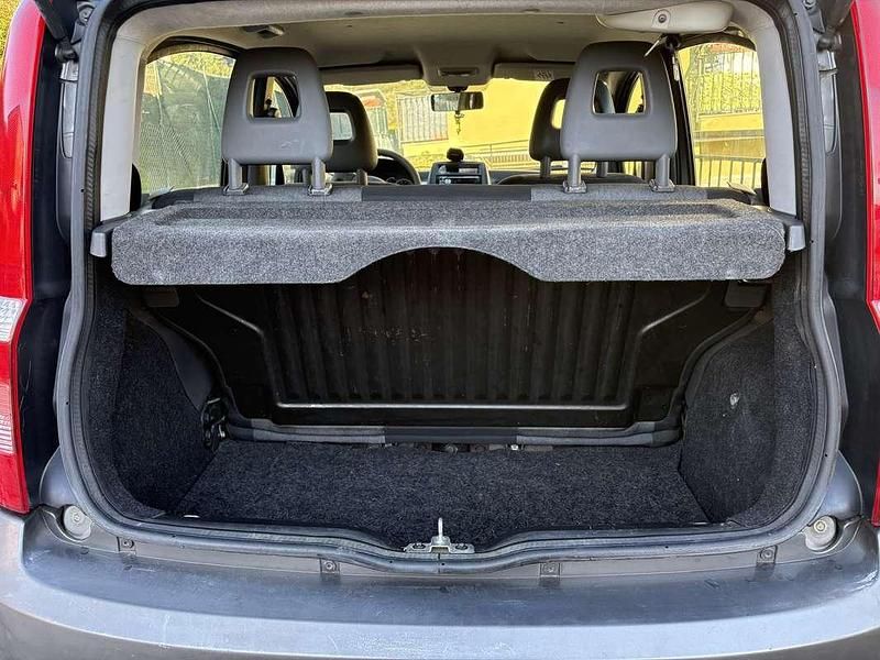 Usata Fiat Panda 4x4 69 CV (50 kW) 2010 Grigio Utilitaria