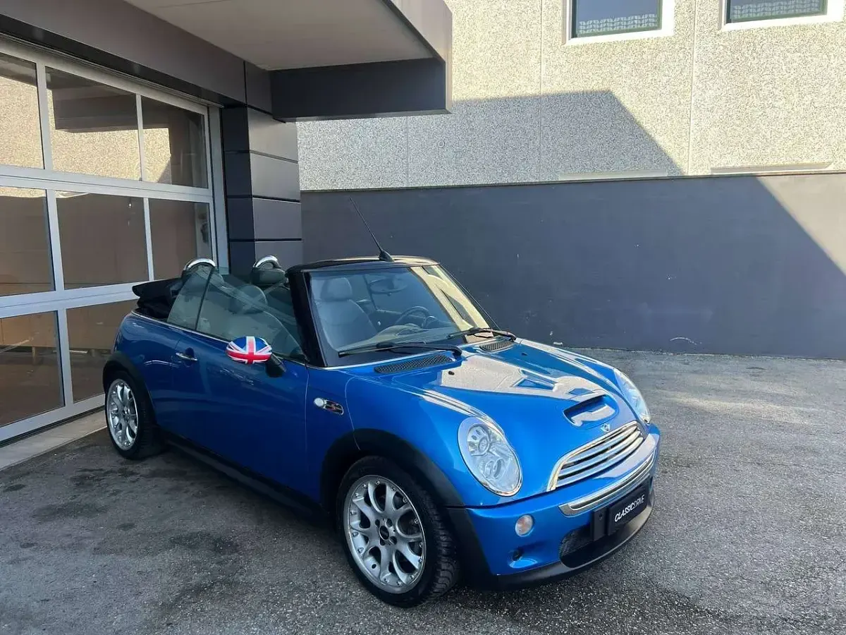 Usata Mini Cooper S Cabriolet 170 CV (125 kW) 2008 Laser blue Cabrio